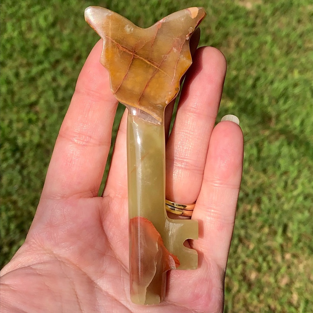 Onyx key with butterfly